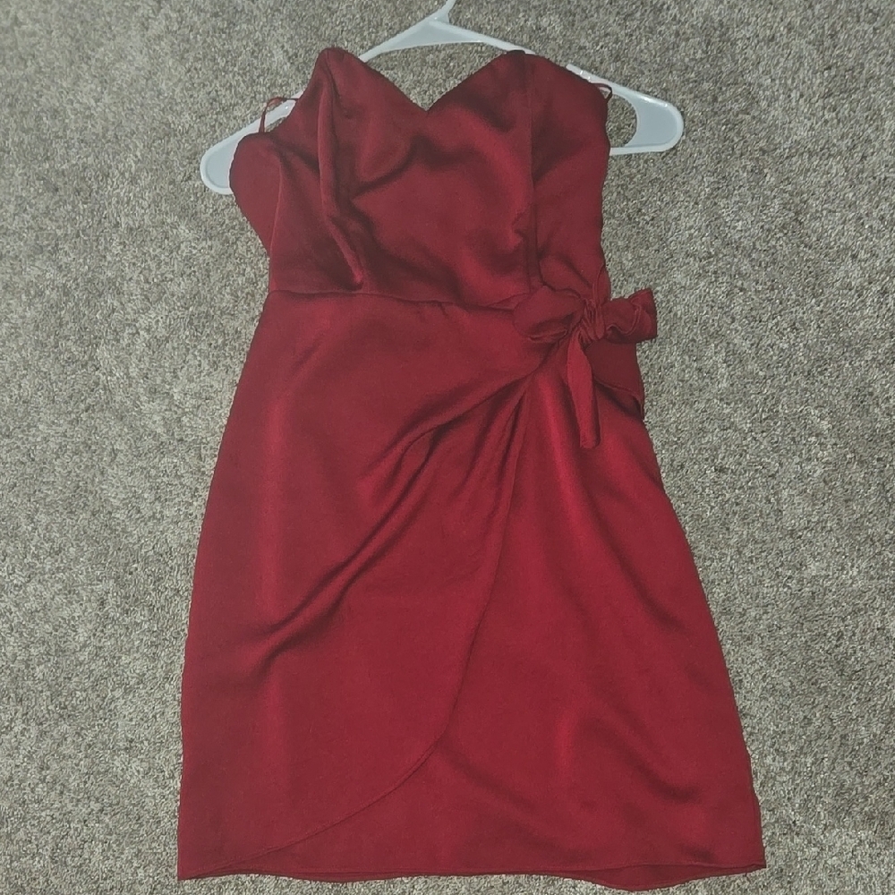 Elegant Red Strapless Dress Express Dress size 4